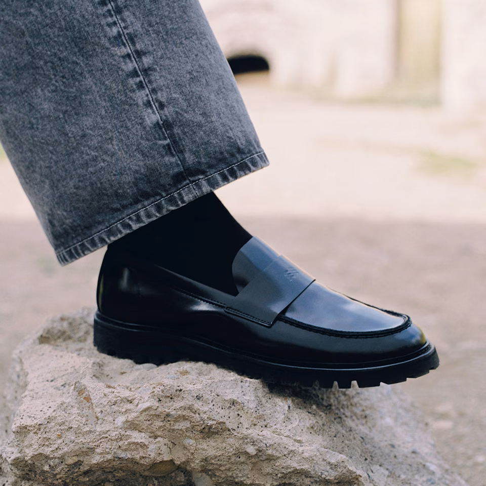Svart New Movements-loafer i polert skinn
