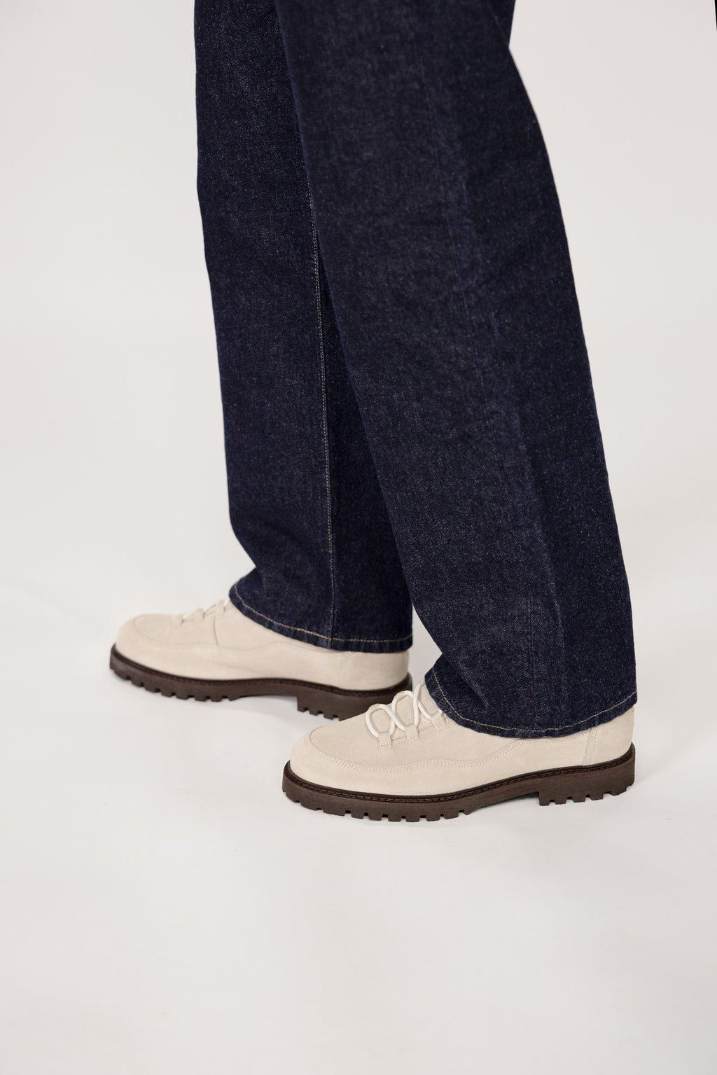 Moss Leather (Ivory White)