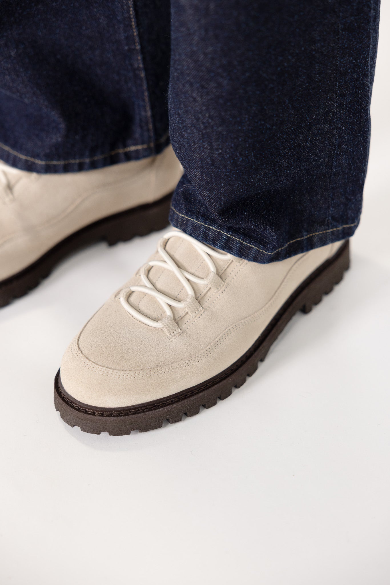 Moss Leather (Ivory White)