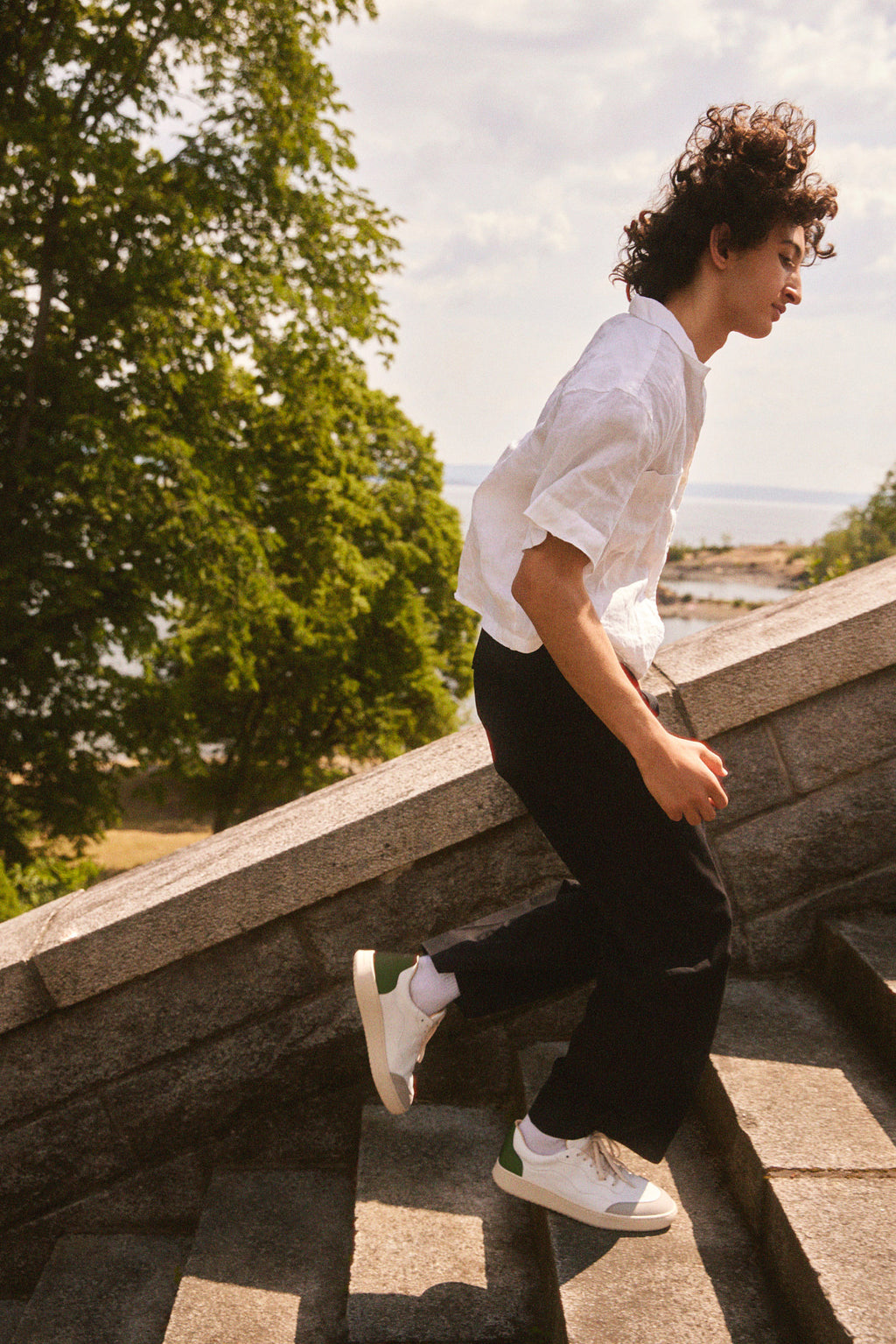 Allrounder (White & Olive)