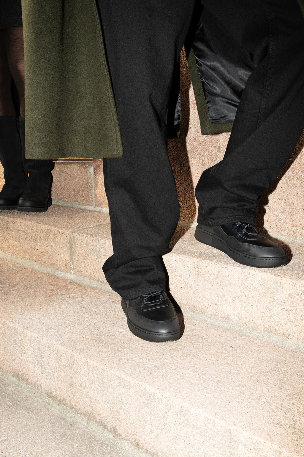 Norwegian Sneaker (Full Black)